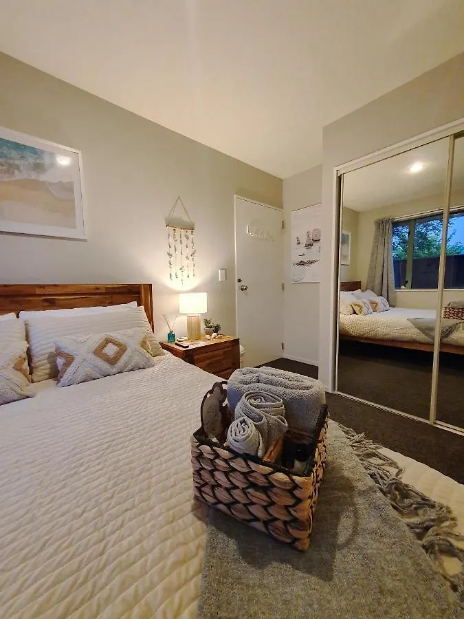 Golden Pearl Bed & Breakfast Christchurch